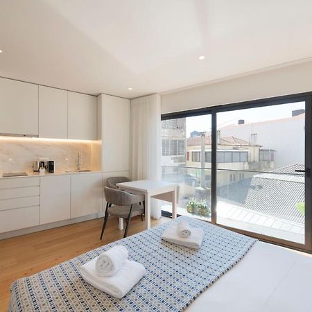 Lovelystay - Heart Of D. Pedro Apartments IV ポルト エクステリア 写真