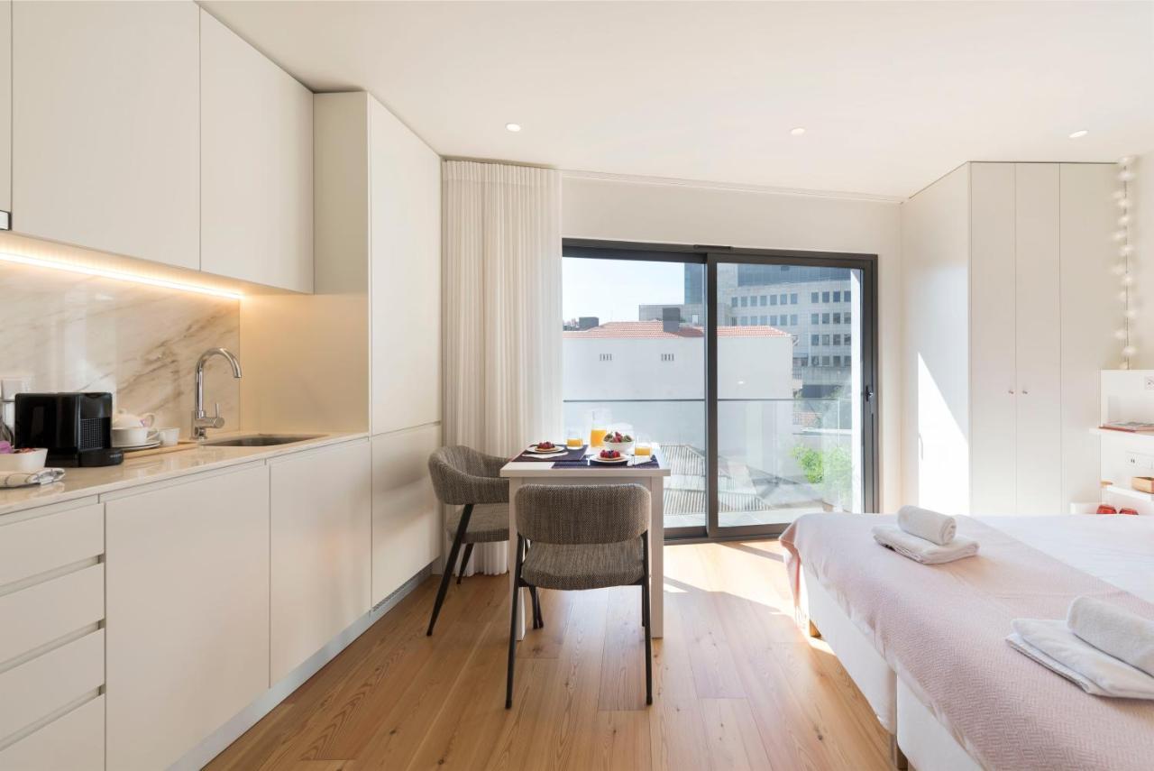 Lovelystay - Heart Of D. Pedro Apartments IV ポルト エクステリア 写真