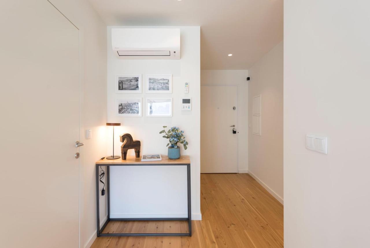 Lovelystay - Heart Of D. Pedro Apartments IV ポルト エクステリア 写真